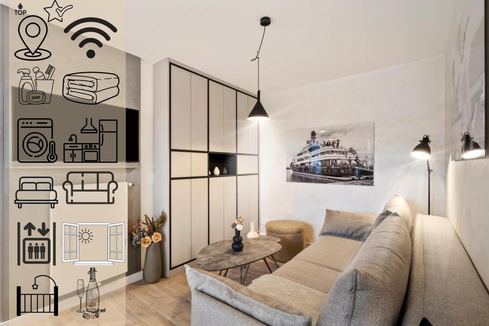 Modern Elegance In Historical City Center Трир Екстериор снимка